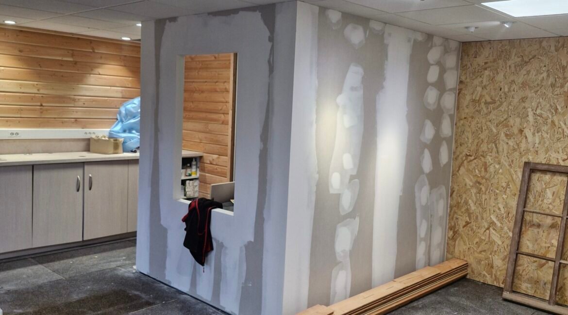 Habillage des murs en OSB et en placo