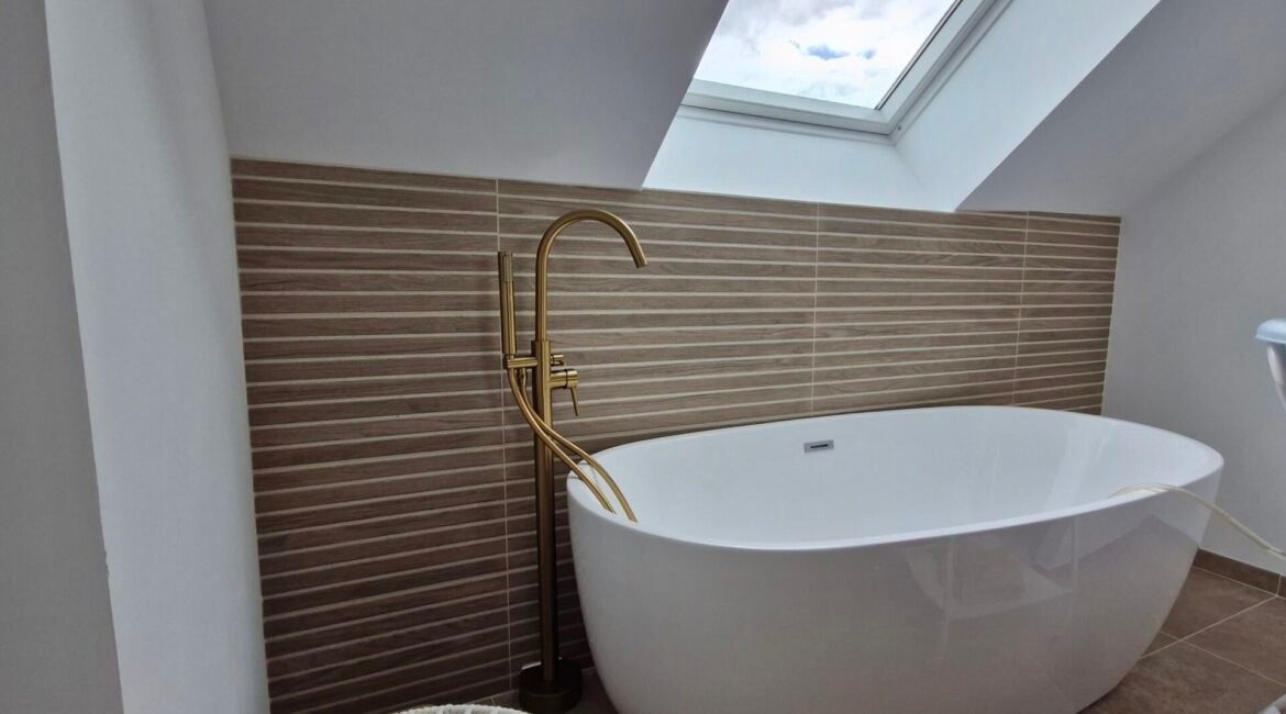 Salle de Bain isolé et modernisé